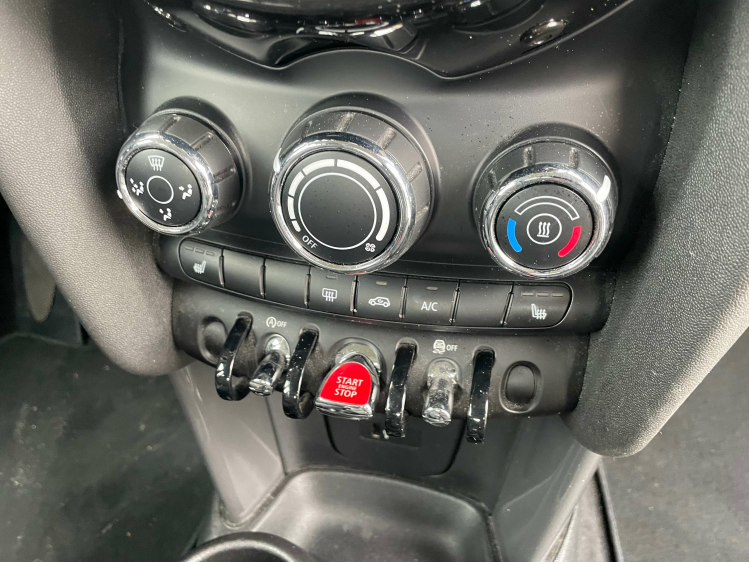 MINI One 1.5/ZELTELVERWARMING/PDC/ALU BLACK Geert De Bock