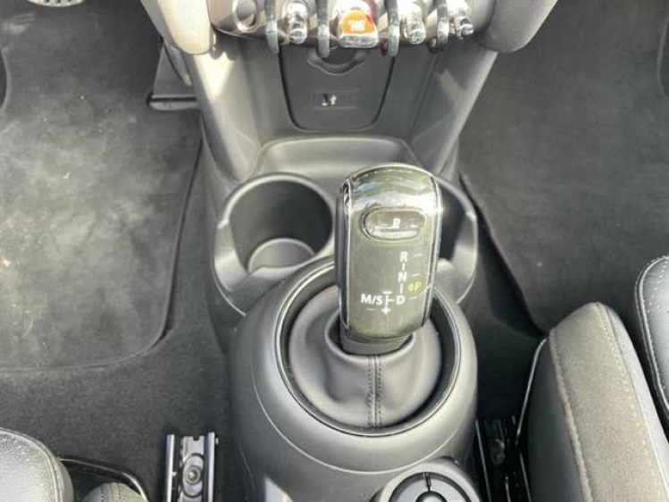 MINI Cooper Cabrio AUT/JCW KIT/NAVI/HARM KARDON/18