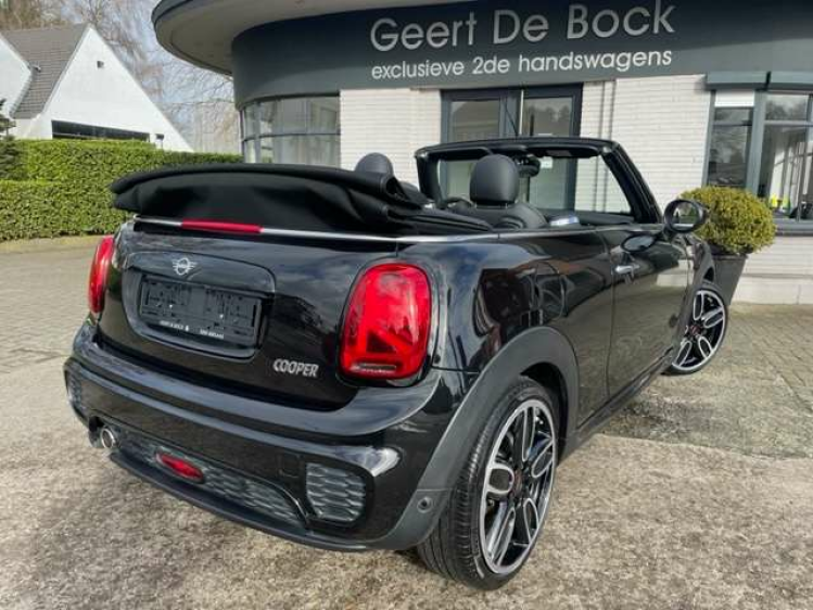 MINI Cooper Cabrio AUT/JCW KIT/NAVI/HARM KARDON/18