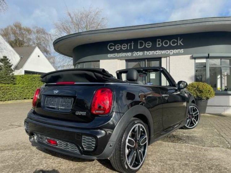 MINI Cooper Cabrio AUT/JCW KIT/NAVI/HARM KARDON/18