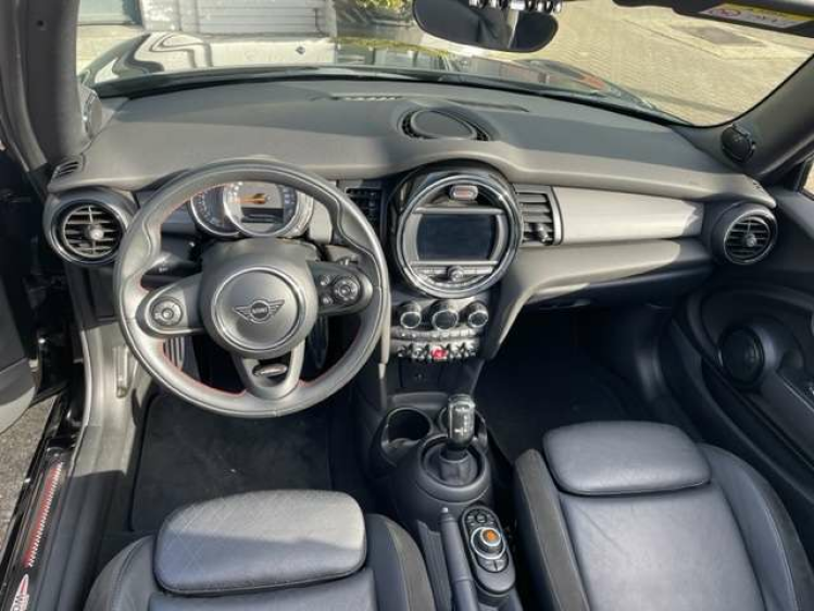 MINI Cooper Cabrio AUT/JCW KIT/NAVI/HARM KARDON/18