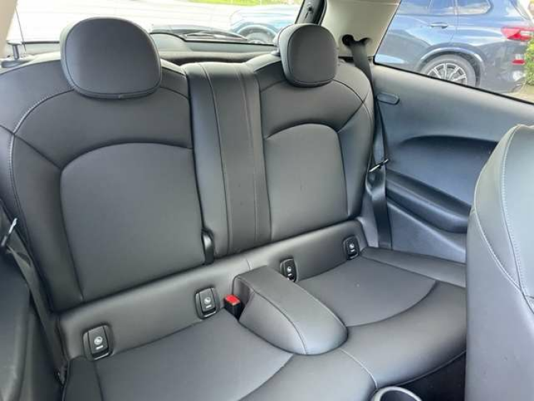 MINI One 1.5AUT/SPORTZET/PANODAK/PDC/ALU black Geert De Bock