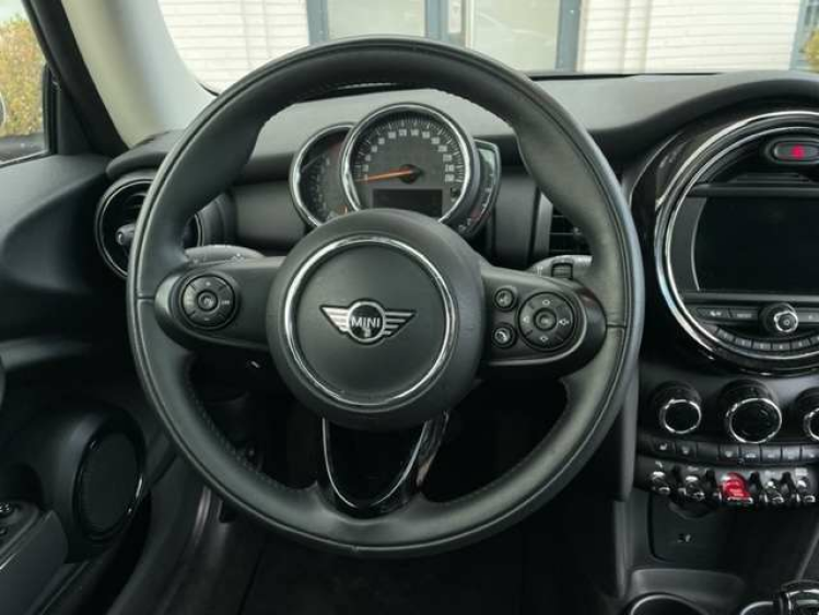 MINI One 1.5AUT/SPORTZET/PANODAK/PDC/ALU black Geert De Bock