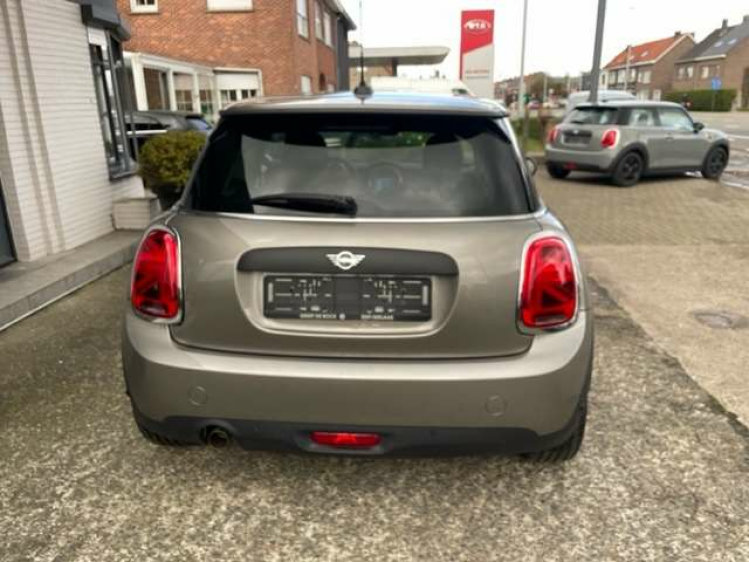 MINI One 1.5AUT/SPORTZET/PANODAK/PDC/ALU black Geert De Bock