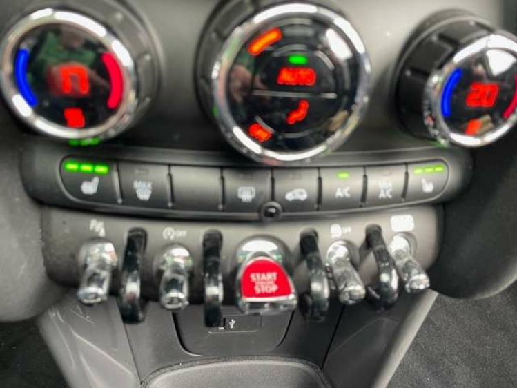 MINI One 1.5AUT/SPORTZET/PANODAK/PDC/ALU black Geert De Bock