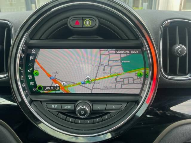 MINI Cooper Countryman SPORTAUT./NAVI/PANO DAK/APPLE CARPLAY... Geert De Bock