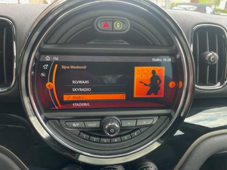 MINI Cooper Countryman SPORTAUT./NAVI/PANO DAK/APPLE CARPLAY... Geert De Bock