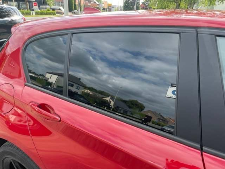 BMW 116 BLACK SPORT /LEDER/ALU BLACK*VERKOCHT* Geert De Bock