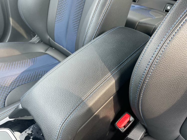 BMW 118 118iAUT M SPORT/NAVI/PDC/18