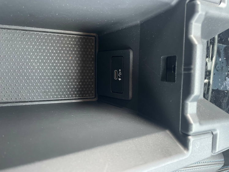 BMW 118 118iAUT M SPORT/NAVI/PDC/18