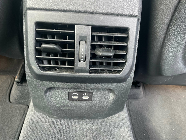 BMW 118 118iAUT M SPORT/NAVI/PDC/18