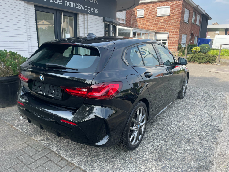 BMW 118 118iAUT M SPORT/NAVI/PDC/18