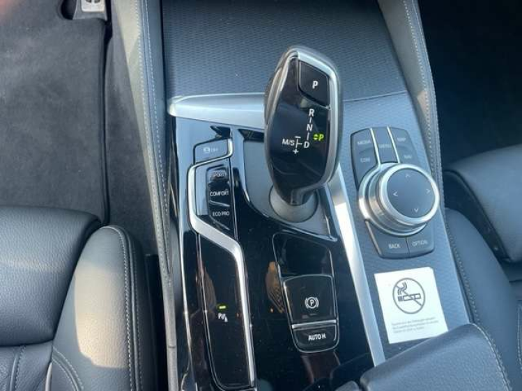 BMW 520 520iA M SPORT/LAZER L./PANO DAK/CAMERA... Geert De Bock