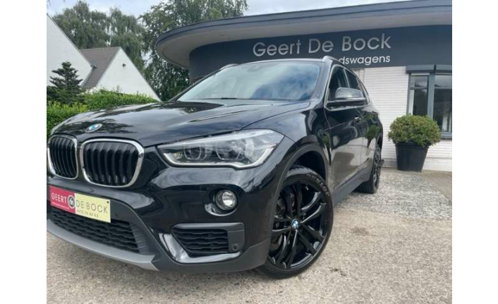 Geert De Bock - BMW X1