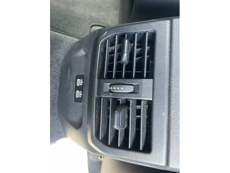 BMW 118 118iAUT M SPORT/NAVI/APPLE CARPLAY/18