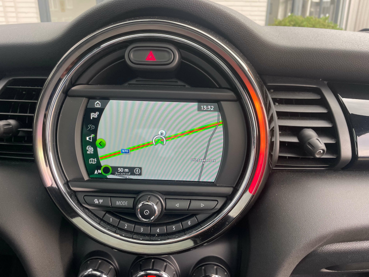 MINI One AUT/NAVI/PANO DAK/PDC/ALU BLACK Geert De Bock