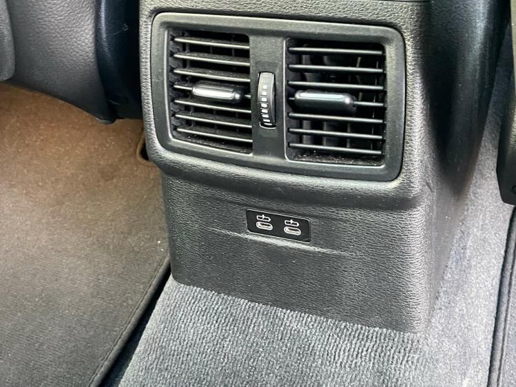 BMW X1 2.0iA xDrive M SPORT/PANO/HEAD UP/TREKHAAK Geert De Bock