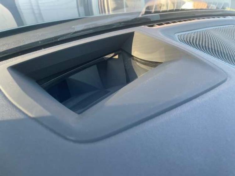 BMW 330 330eA MSPORT/INDIVIDUAL/HEAD UP/19