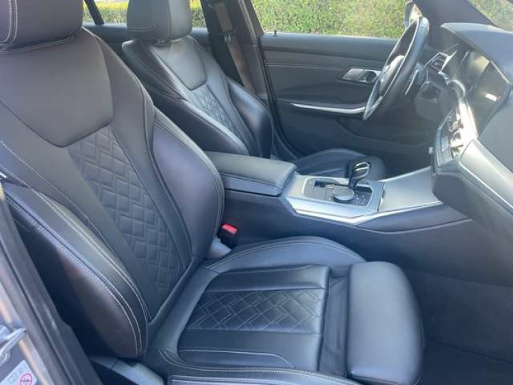 BMW 330 330eA MSPORT/INDIVIDUAL/HEAD UP/19