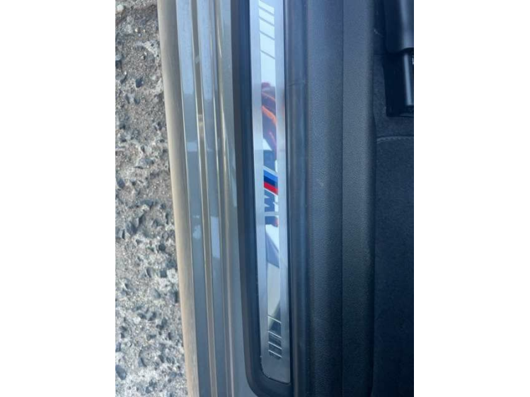 BMW 330 330eA MSPORT/INDIVIDUAL/HEAD UP/19