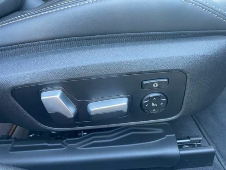 BMW 330 330eA MSPORT/INDIVIDUAL/HEAD UP/19