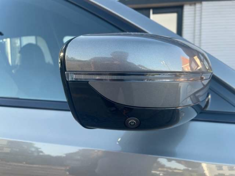 BMW 330 330eA MSPORT/INDIVIDUAL/HEAD UP/19