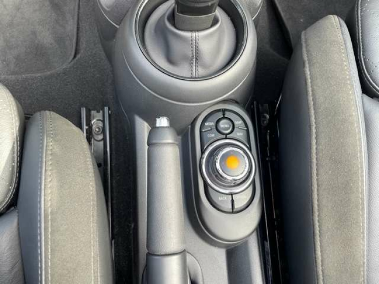 MINI Cooper Cabrio AUT/JCW KIT/NAVI/HARM K/18