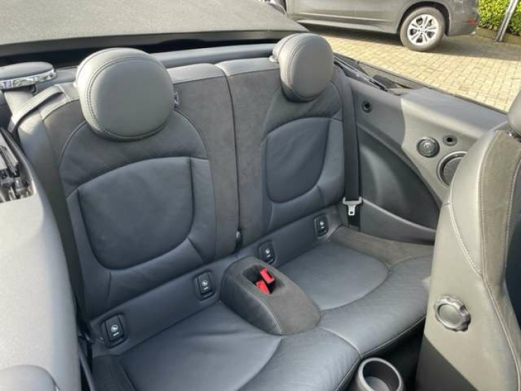 MINI Cooper Cabrio AUT/JCW KIT/NAVI/HARM K/18