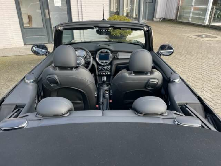 MINI Cooper Cabrio AUT/JCW KIT/NAVI/HARM K/18