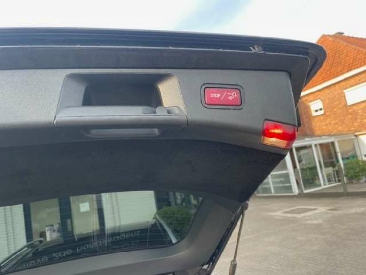 Mercedes-Benz E 300 BlueTEC HYBRID Avantg. AMG/OPEN DAK/19