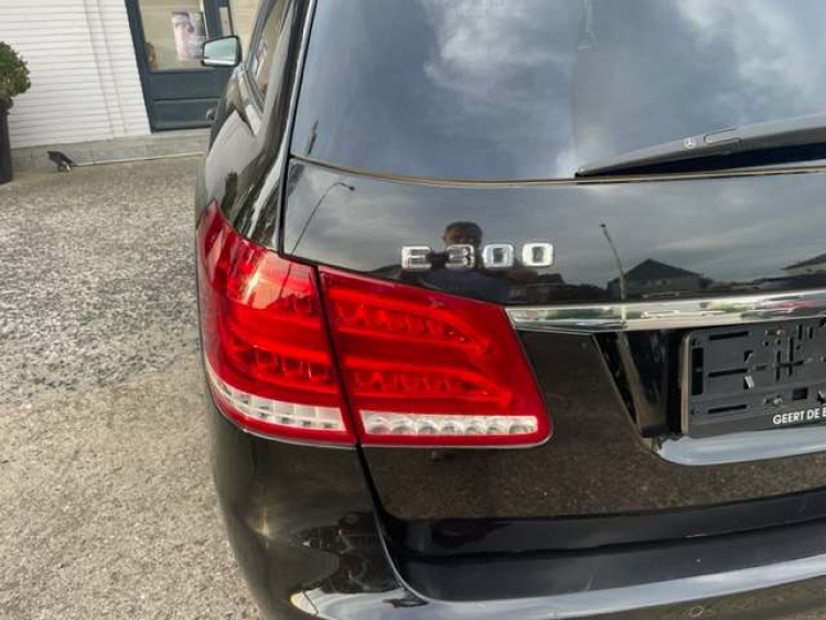 Mercedes-Benz E 300 BlueTEC HYBRID Avantg. AMG/OPEN DAK/19