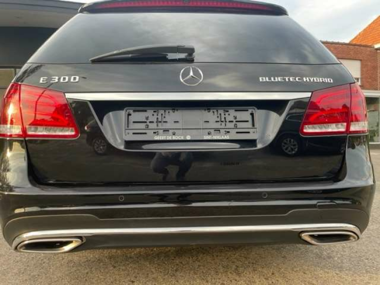 Mercedes-Benz E 300 BlueTEC HYBRID Avantg. AMG/OPEN DAK/19