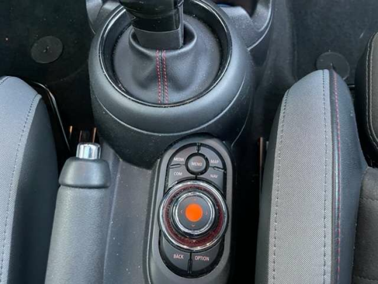 MINI Cooper S 2.0AS/JCW KIT/NAVI/PANO/HARMAN KARDON/ALU JCW BL Geert De Bock