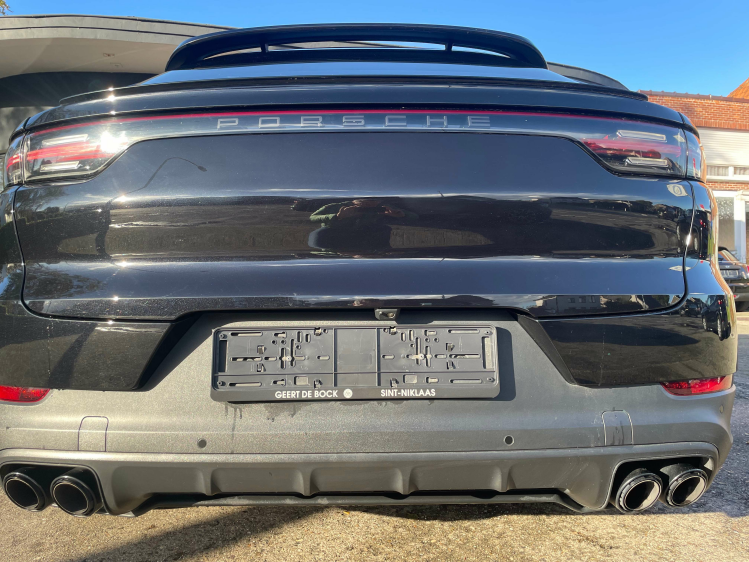 Porsche Cayenne COUPE 3.0 Turbo V6 Tiptronic S/PANO/21