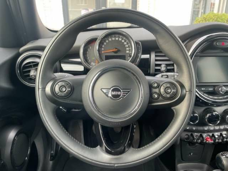 MINI One 1.5 5DEURS SPORTZETELS/PDC/ALU BLACK**VERKOCHT Geert De Bock