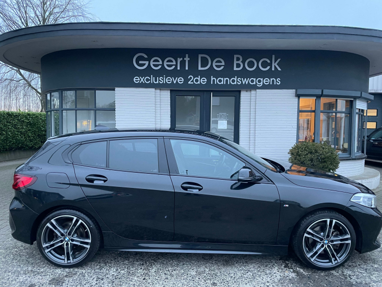 BMW 118 118iAUT MSPORTPAK/NAVI/18