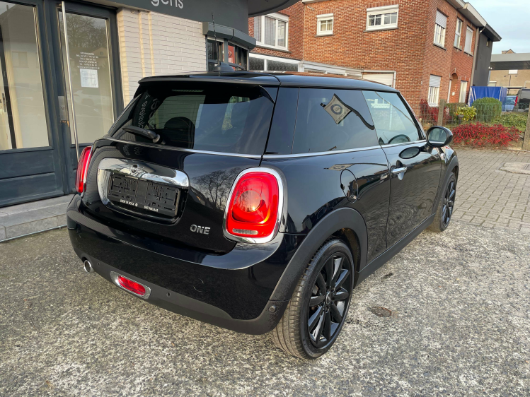MINI One 1.5 SPORT PDC/VERW ZETELS/ ALU BLACK Geert De Bock