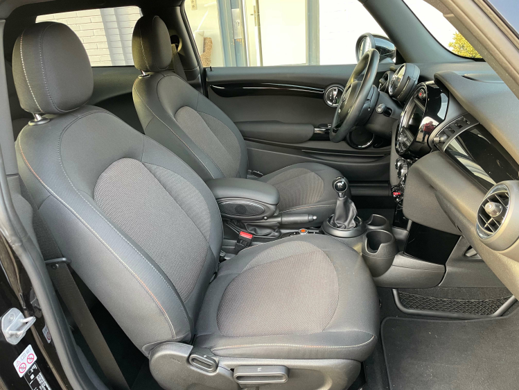 MINI One 1.5 SPORT PDC/VERW ZETELS/ ALU BLACK Geert De Bock