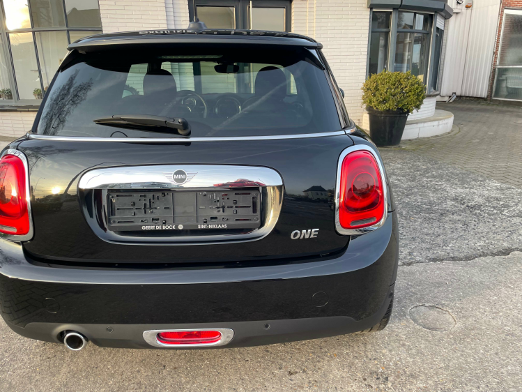 MINI One 1.5 SPORT PDC/VERW ZETELS/ ALU BLACK Geert De Bock