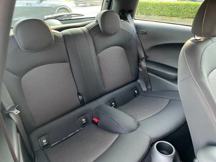 MINI One 1.5 SPORT PDC/VERW ZETELS/ ALU BLACK Geert De Bock