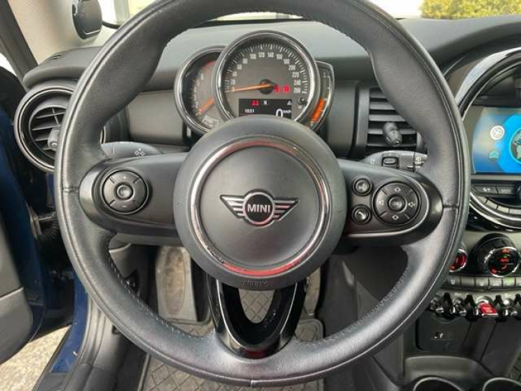 MINI One 1.5I SPORT/HARMAN KARD*/ALU BL*VERKOCHT Geert De Bock