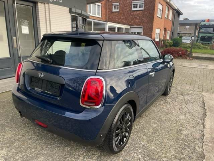 MINI One 1.5I SPORT/HARMAN KARD*/ALU BL*VERKOCHT Geert De Bock