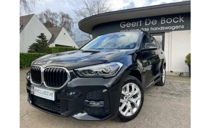 Geert De Bock - BMW X1