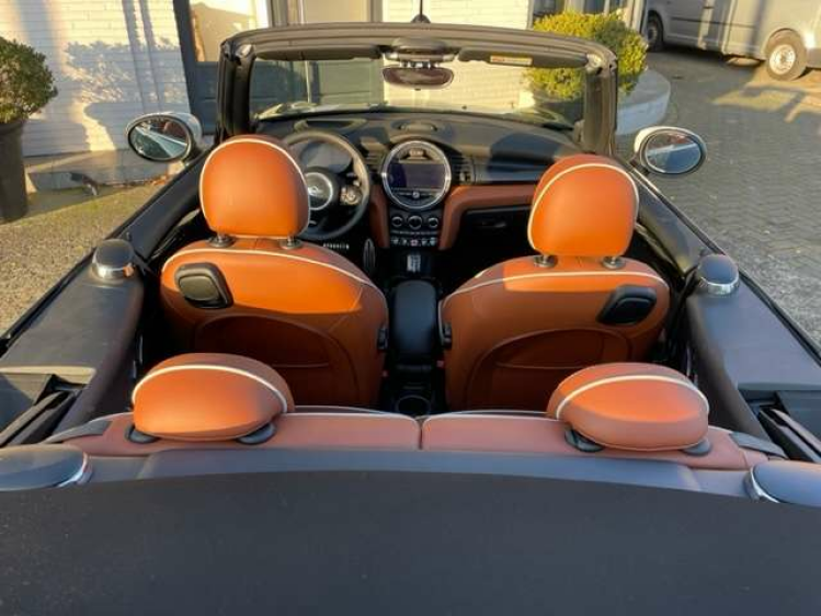 MINI John Cooper Works Cabrio 2.0AS JCW NAVI/HEAD UP/LEDER/18!