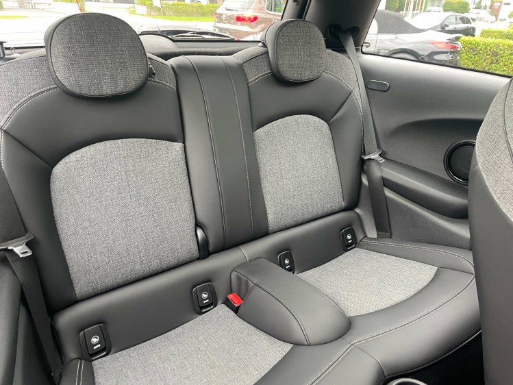 MINI One AUT/BLACK SPORT/PANO DAK/NAVI Geert De Bock