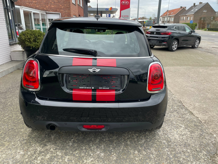 MINI One AUT/NAVI/SPORTZETELS/ALU/PDC Geert De Bock