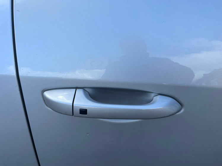 SsangYong Tivoli 1.6i e-XGi 2WD Crystal/navi/camera/17