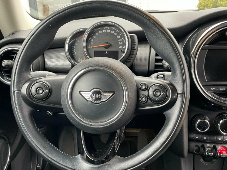 MINI One AUT/NAVI/SPORTZ/ALU/*VERKOCHT* Geert De Bock