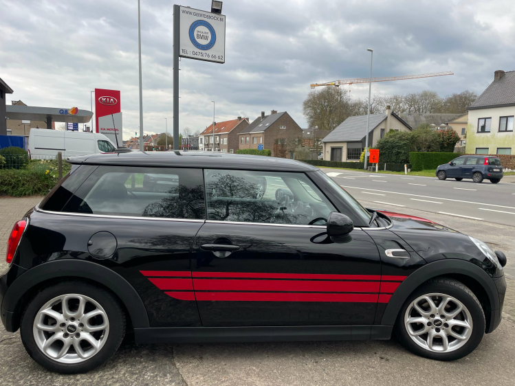 MINI One AUT/NAVI/SPORTZ/ALU/*VERKOCHT* Geert De Bock