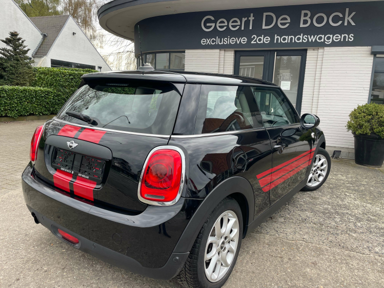 MINI One AUT/NAVI/SPORTZ/ALU/*VERKOCHT* Geert De Bock